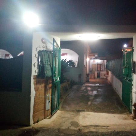 Casa Vacanza La Giara Агридженто Екстериор снимка